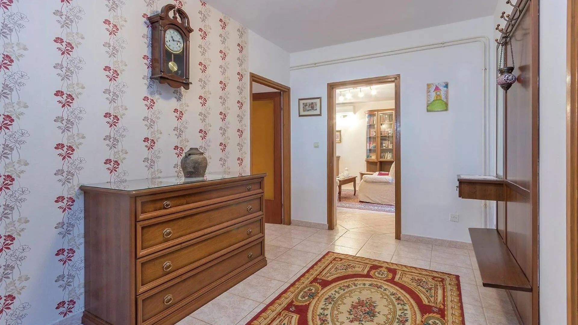 Guest house Modern, Affordable And Nicely Decorated - Paradise Pula