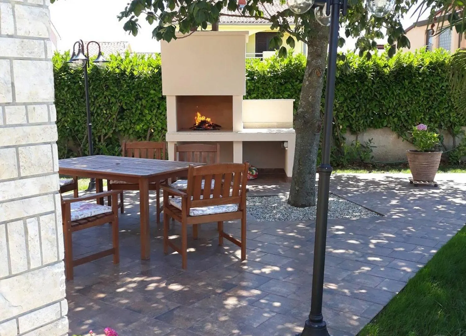 Modern, Affordable And Nicely Decorated - Paradise Pula Guest house