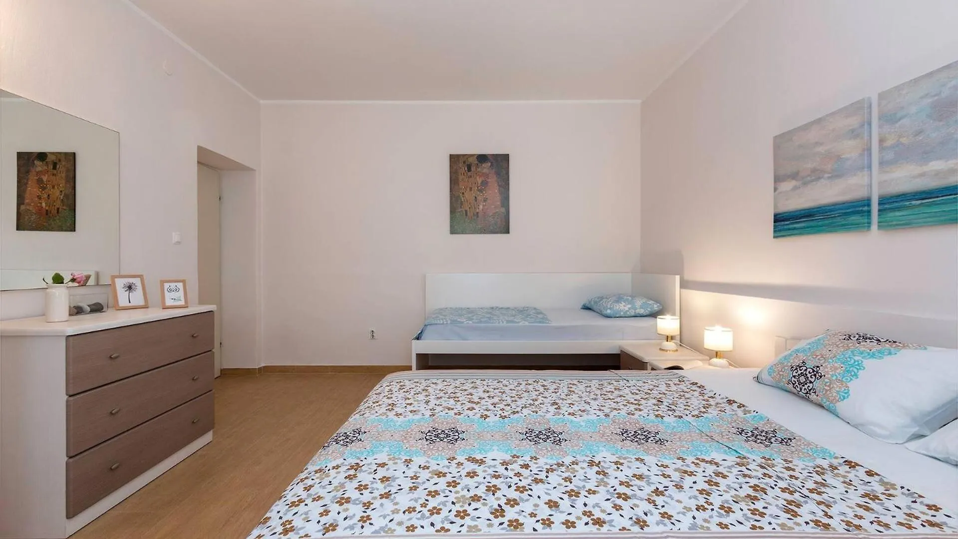 Modern, Affordable And Nicely Decorated - Paradise Pula Croacia